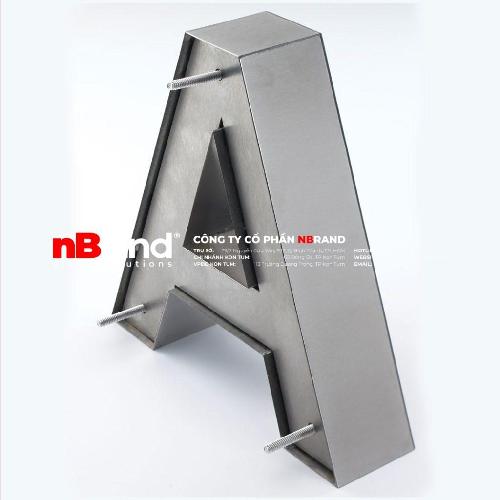 Chữ nổi inox 9 Chữ nổi inox được ứng dụng rất nhiều trong các lĩnh vực trang trí